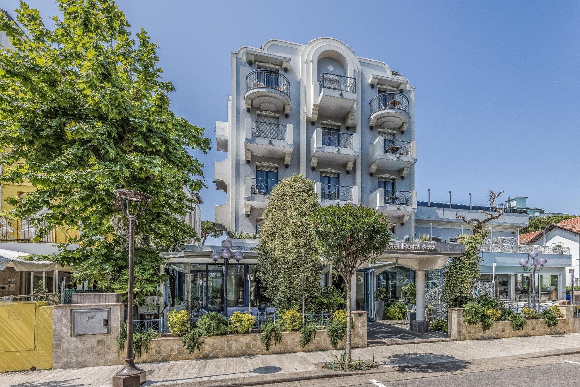 Royal Boutique Hotel Riccione Exterior photo