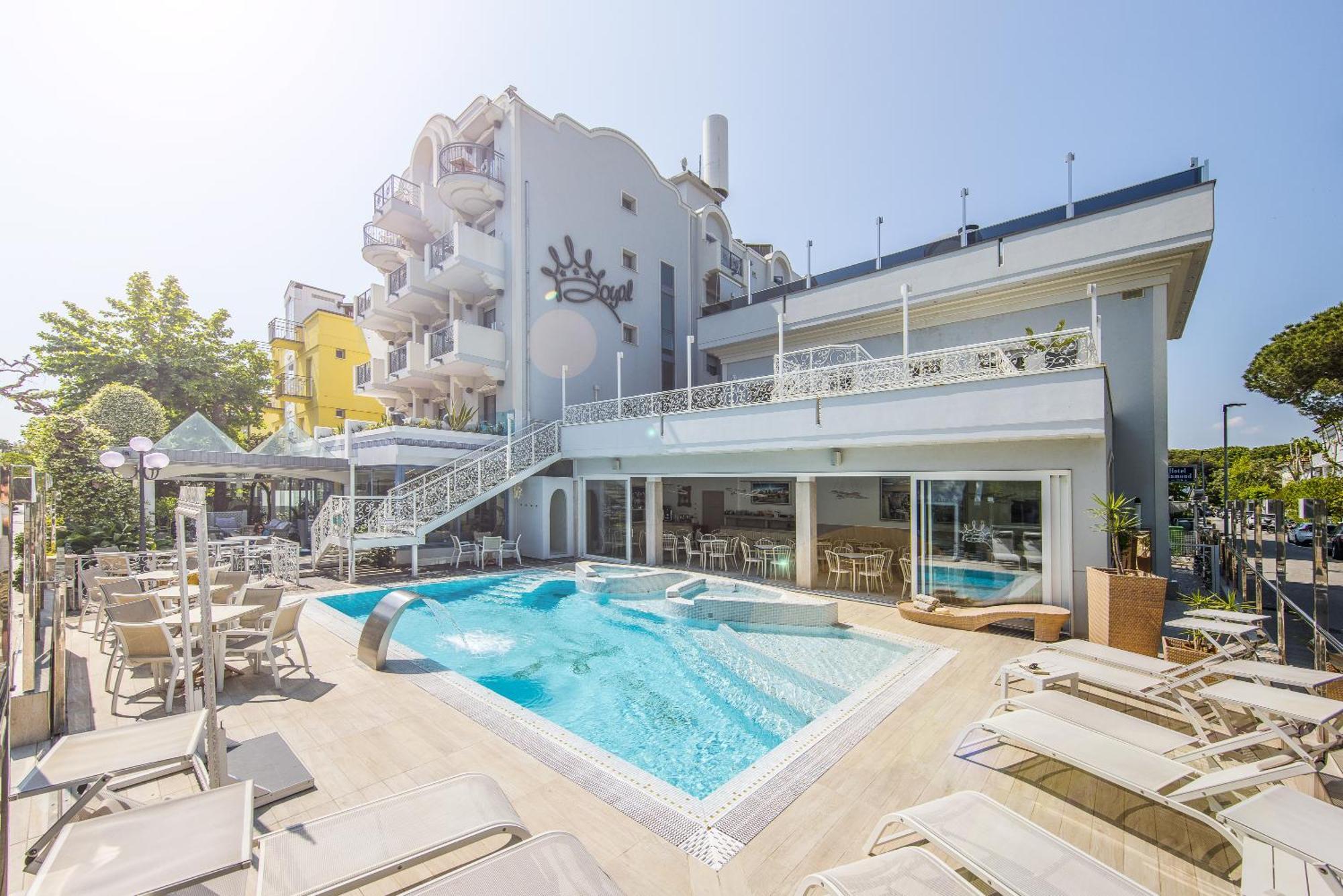 Royal Boutique Hotel Riccione Exterior photo