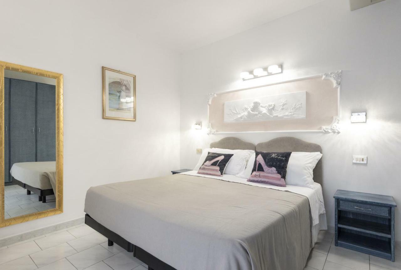 Royal Boutique Hotel Riccione Exterior photo